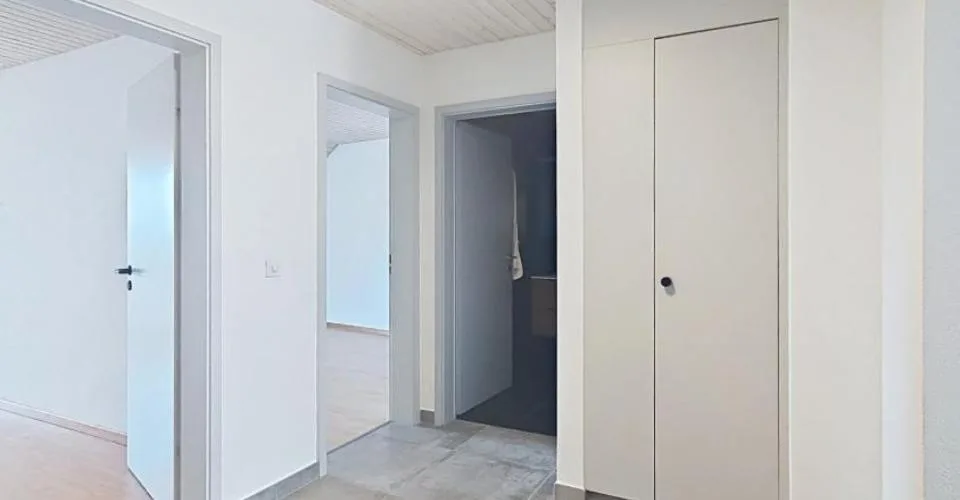 Centre-ville - Charmant 3.5 pièces au dernier étage – Foto 2 von 18
