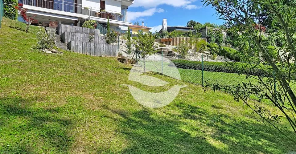 Charmante villa avec jardin et belle vue dégagée – Foto 3 von 26
