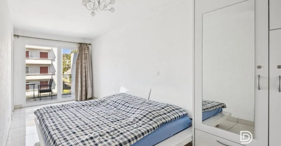 Superbe Attikaduplex mit 4,5 Zimmern, Privatlift und freier Sicht – Foto 20 von 25