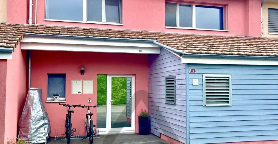 Cudrefin (à deux pas du Lac), très belle villa mitoyenne de 5,5 pièces avec jardin – Foto 16 von 37