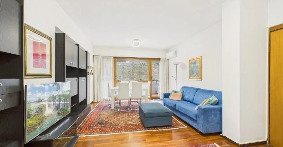 Außergewöhnliche 3.5-Zimmer-Wohnung mit Seeblick in Pazzallo – Foto 13 von 22