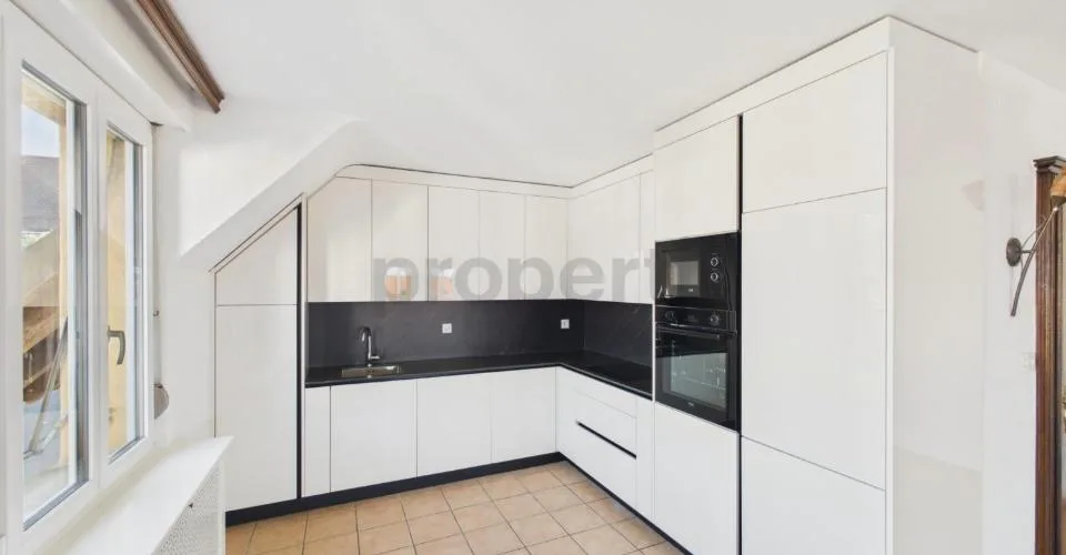 Wohnung mit 3.5 Zimmern, renoviert, mit Balkon und kommerzieller Mieteinnahme inklusive – Foto 18 von 27