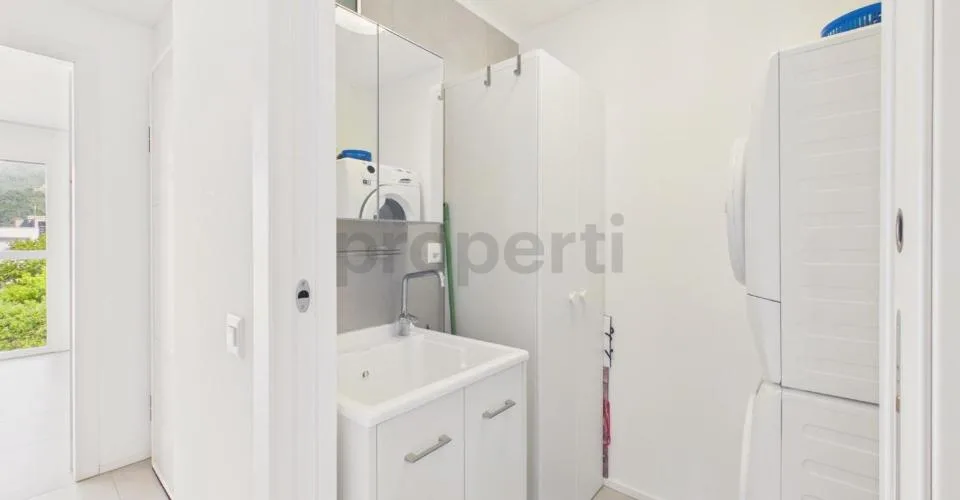Moderno 3.5 locali con grande terrazza, Giubiasco – Foto 12 von 26