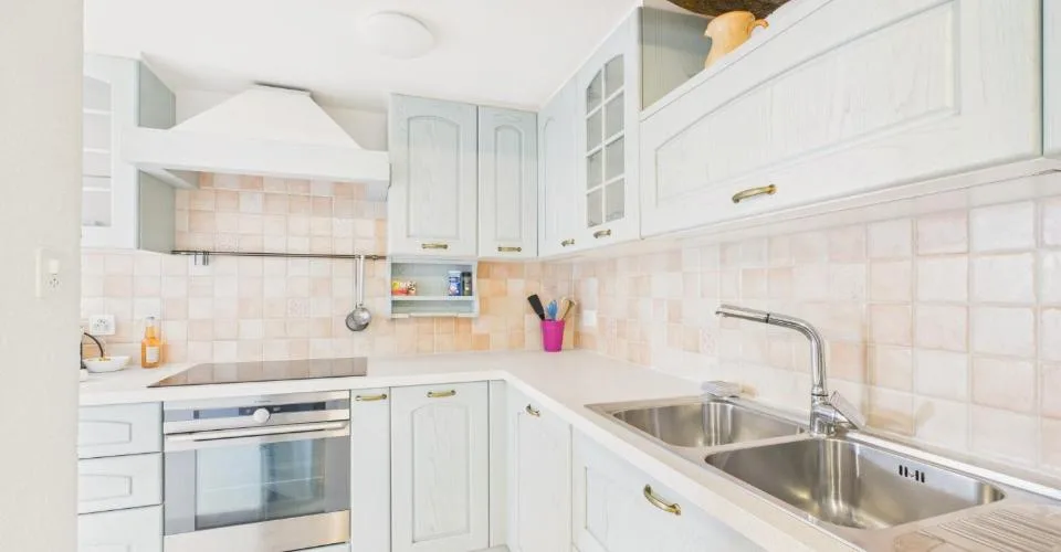 Sogno abitativo a Breggia, TI: Moderna casa unifamiliare con 5 stanze! – foto 2 di 24