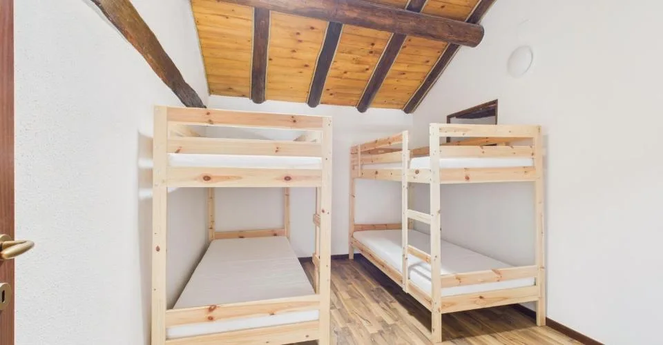 Sogno abitativo a Breggia, TI: Moderna casa unifamiliare con 5 stanze! – foto 9 di 24