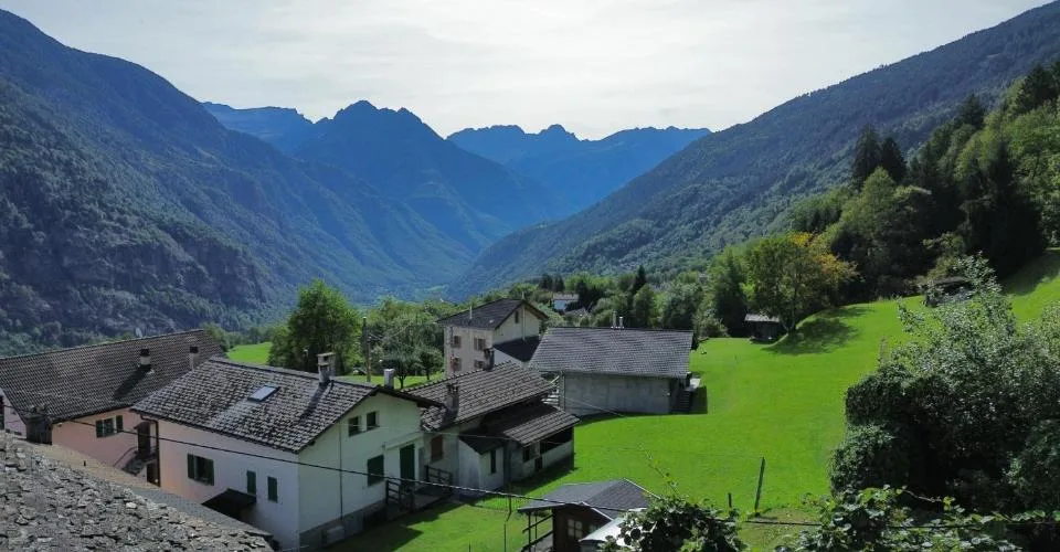 Gemütliches Rustico zu verkaufen im schönen Blenio-Tal – Foto 2 von 28