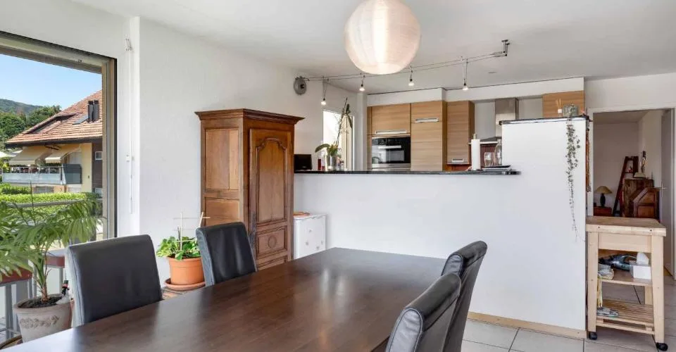 Ampio appartamento di 4,5 locali in un ambiente calmo e verde – foto 28 di 46