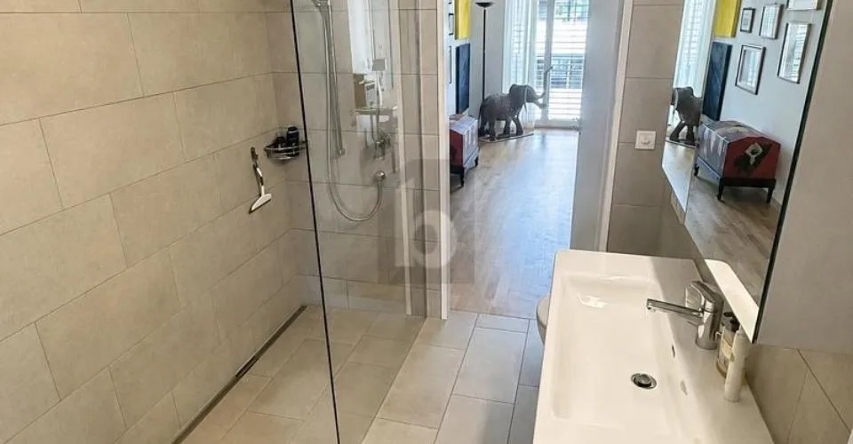 3.5 Zimmer Etagenwohnung in Zürich – Foto 8 von 12