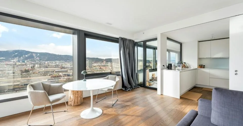 Vivere sopra Zurigo - Abitare al 18° piano – foto 7 di 26