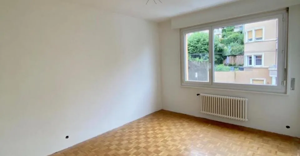 Charmant 3 pièces au rez inférieur à Lausanne
