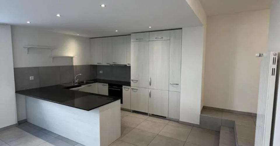 Charmant appartement de 2.5 pièces au rez à Lausanne