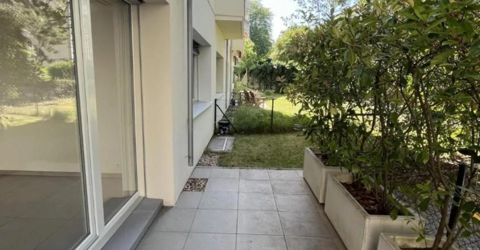 Charmant appartement de 2.5 pièces au rez à Lausanne