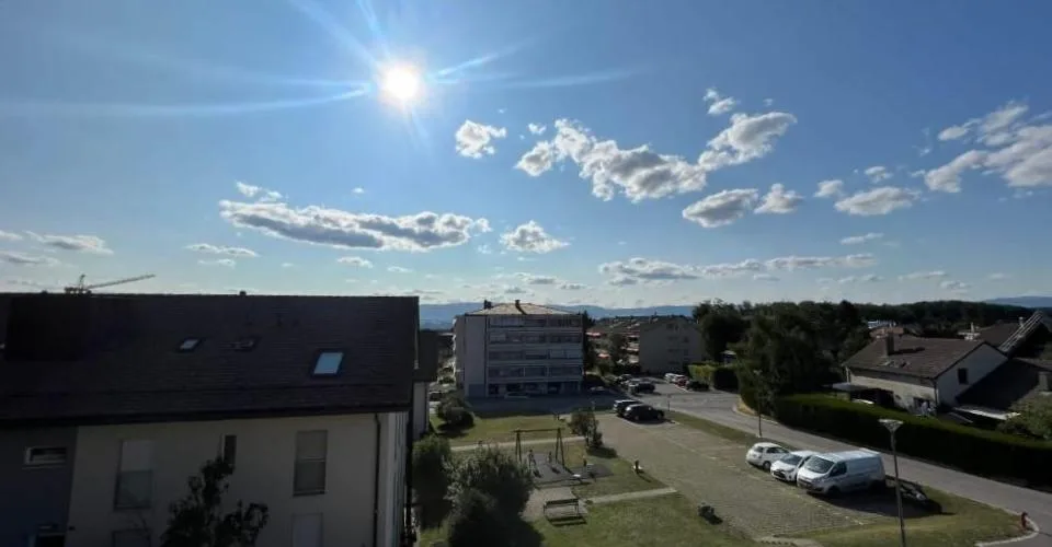 2 Zimmer Attikawohnung in Romanel-sur-Lausanne – Foto 4 von 7