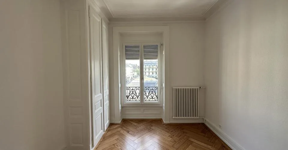 4 Zimmer Wohnung in Genève – Foto 2 von 5