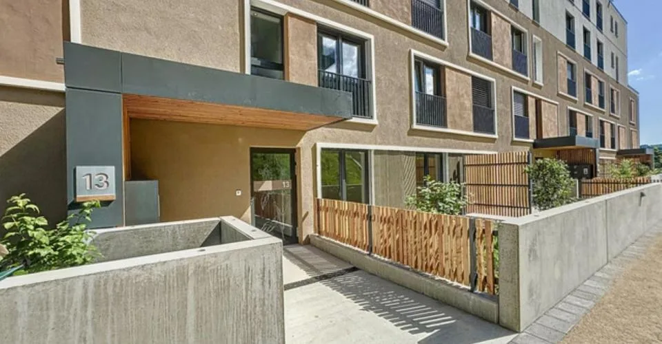 Appartement de 4.5 pièces avec balcon