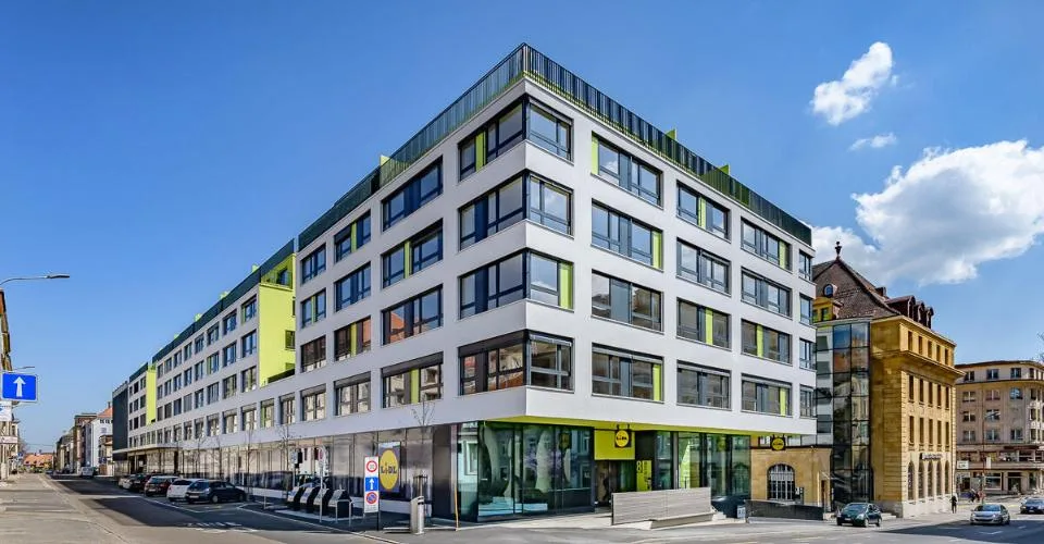 Spacieux appartement moderne de 4.5 pièces situé au centre-ville
