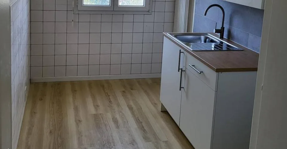 3 Zimmer Wohnung in La Chaux-de-Fonds – Foto 3 von 3
