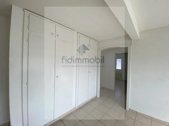 4 Zimmer Wohnung, 2300 La Chaux-de-Fonds