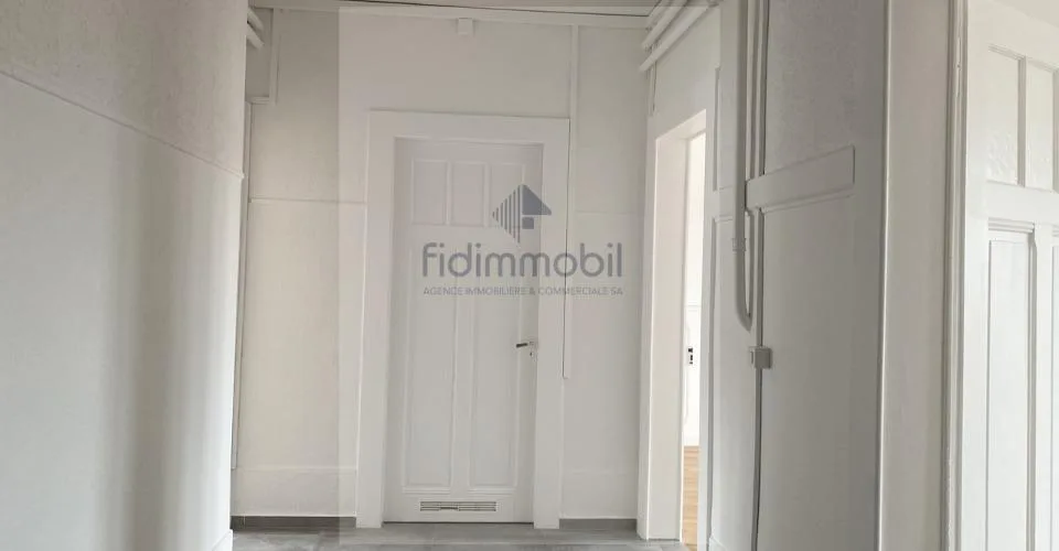 Magnifique appartement de 3 pièces, entièrement rénové – photo 6 sur 9