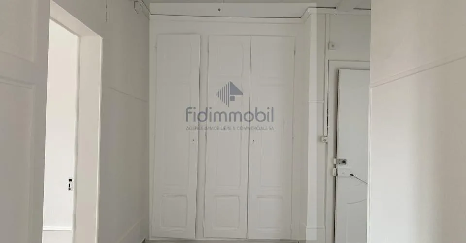 Magnifique appartement de 3 pièces, entièrement rénové – photo 5 sur 9