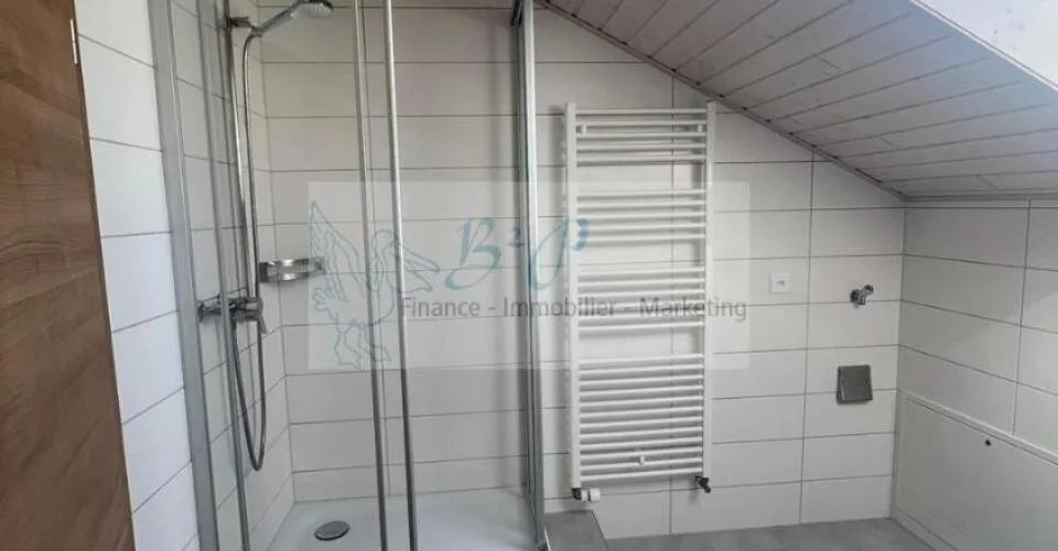 Un appartement de 3.5 pièces est à louer sur la Chaux-de-Fonds ! – Foto 4 von 10