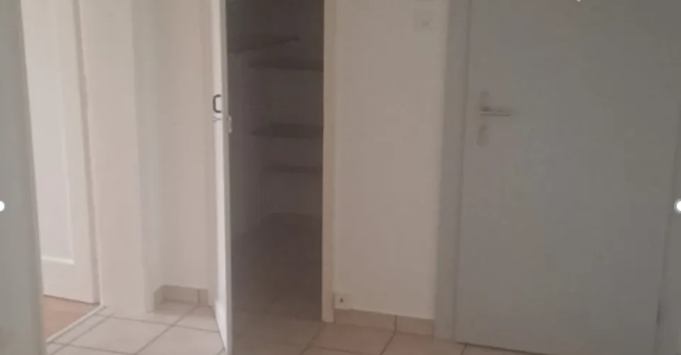 3 Zimmer Wohnung in La Chaux-de-Fonds – Foto 6 von 7
