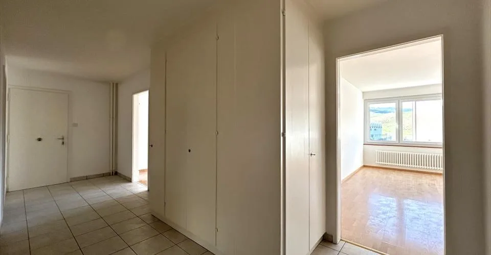 4 Zimmer Wohnung in Le Locle – Foto 4 von 4