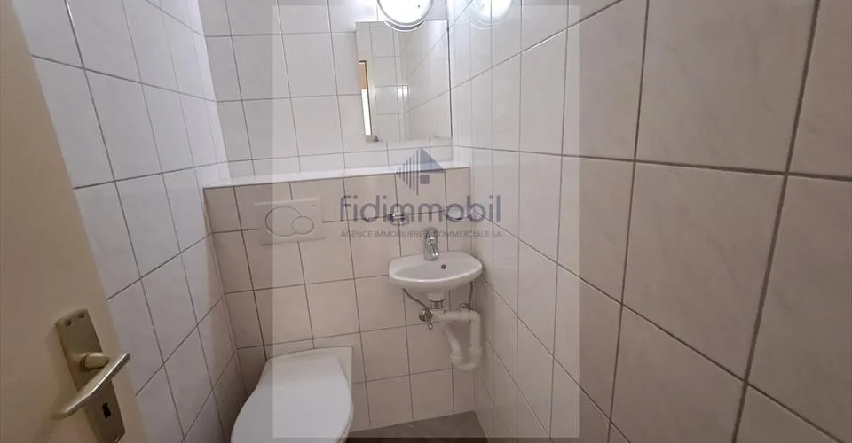 4 Zimmer Wohnung, 2400 Le Locle