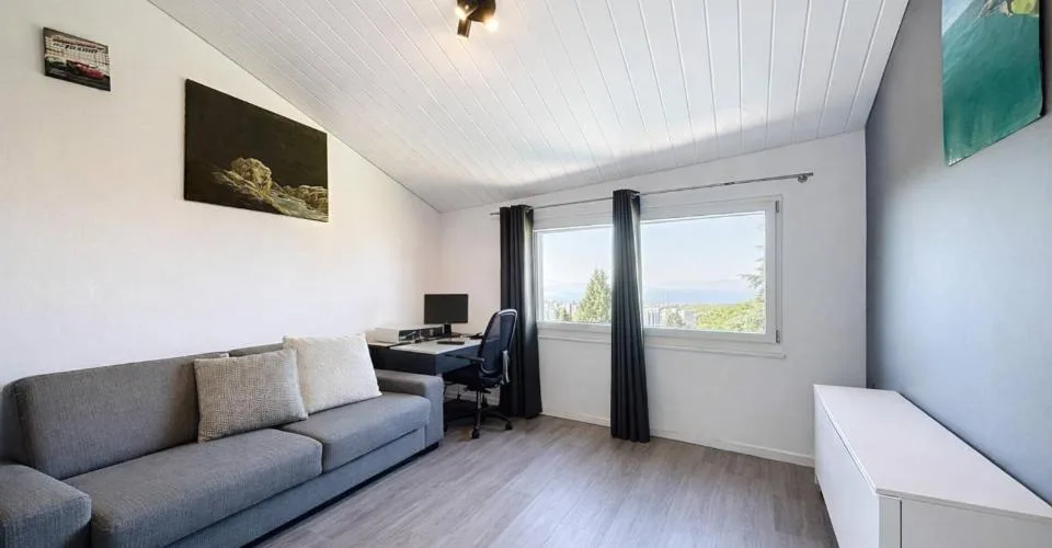 Zeitgenössische Eleganz mit Panoramablick auf den Genfersee – Foto 12 von 26