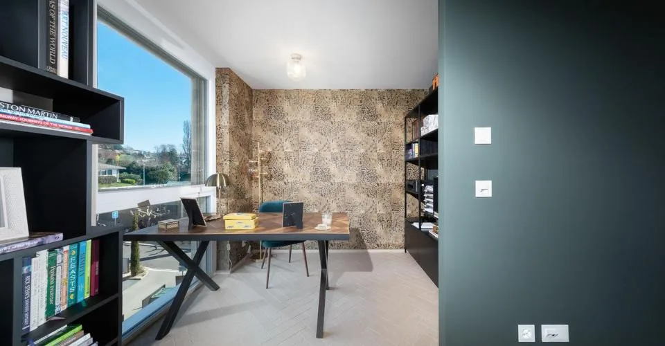 Prächtiges Attikapartment mit 180-Grad-Panoramablick auf den See und die Alpen – Foto 6 von 25