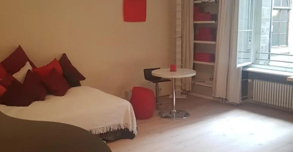 Magnifique studio au cœur de la vieille-ville à vendre