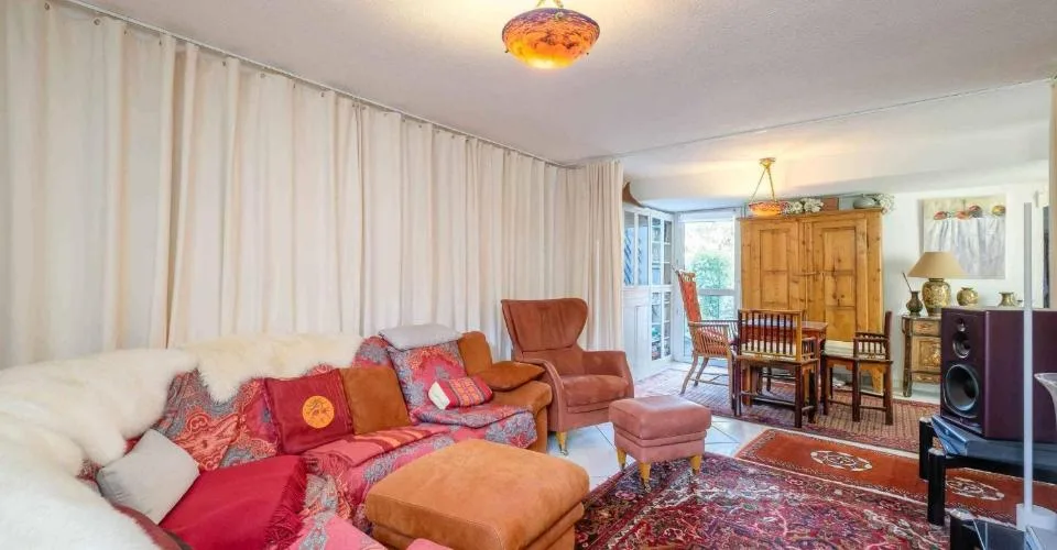Exklusiv! Schönes Duplex mit Terrassen und eigenem Garten – Foto 18 von 23
