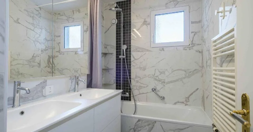 Exklusiv! Schönes Duplex mit Terrassen und eigenem Garten – Foto 16 von 23