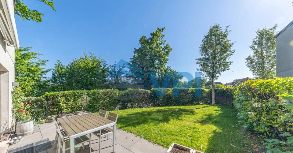 Haus im Doppelhausstil mit eigenem Garten im Herzen der Landschaft – Foto 21 von 25