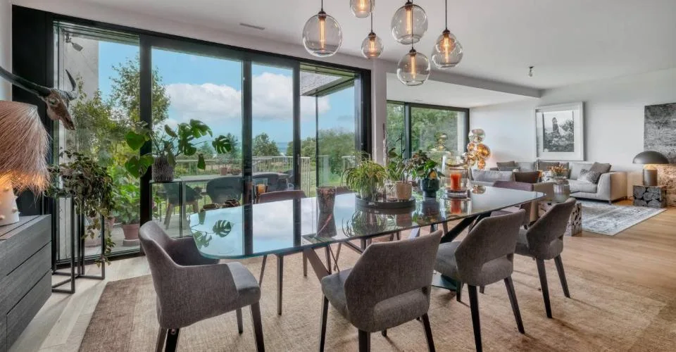 IN ESCLUSIVA - duplex di 5 camere con terrazze, giardini e vista lago – foto 2 di 18
