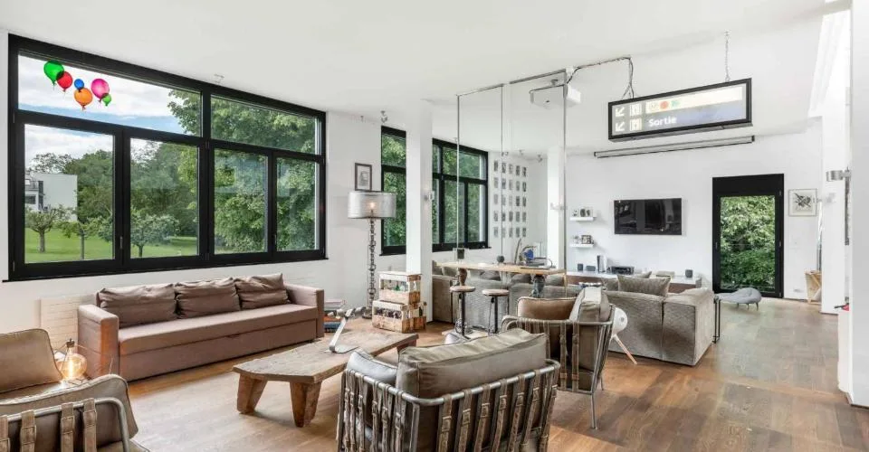 Urban and contemporary loft, rare for sale! – photo 3 of 22