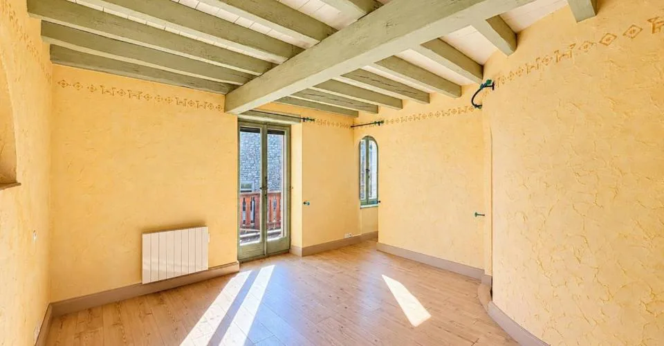 Haus mit Charakter im Herzen von Eysins – Foto 3 von 18