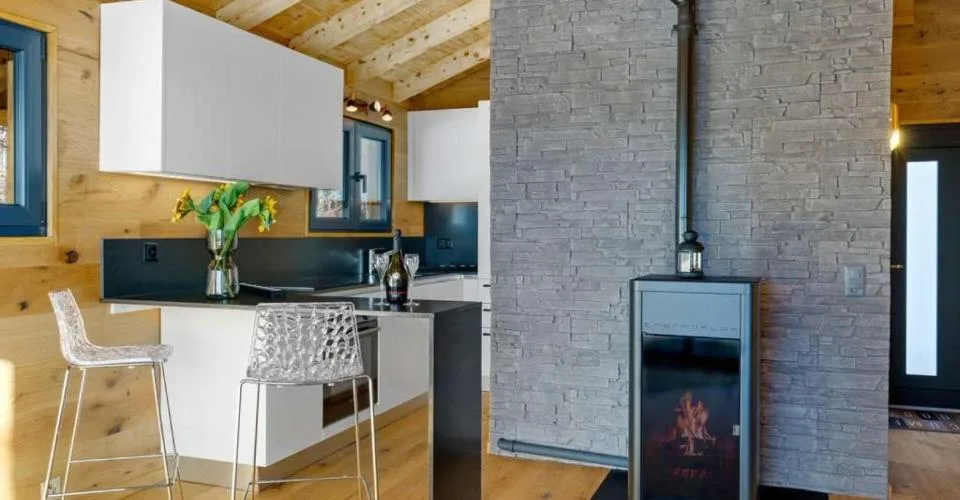 Renovierte Berghütte mit 70 m² Erweiterungsmöglichkeit – Foto 10 von 23