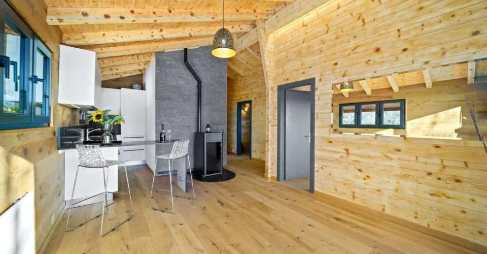 Renovierte Berghütte mit 70 m² Erweiterungsmöglichkeit – Foto 9 von 23
