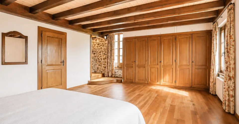 Maison villageoise de caractère aux volumes exceptionnels – Foto 3 von 20
