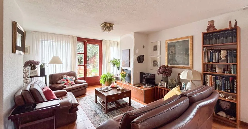 Entdecken Sie diese superbe Zwillingshausvilla mit 4 Schlafzimmern – Foto 17 von 33