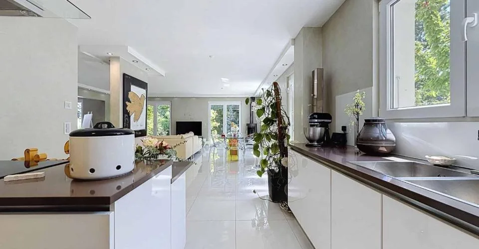 Villa mitoyenne lumineuse dans un environnement privilégié – Foto 4 von 26