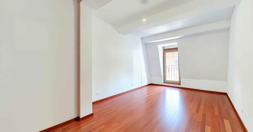 Spacieux appartement de 3,5 pièces au cœur du Vieux-Montreux – Foto 5 von 16