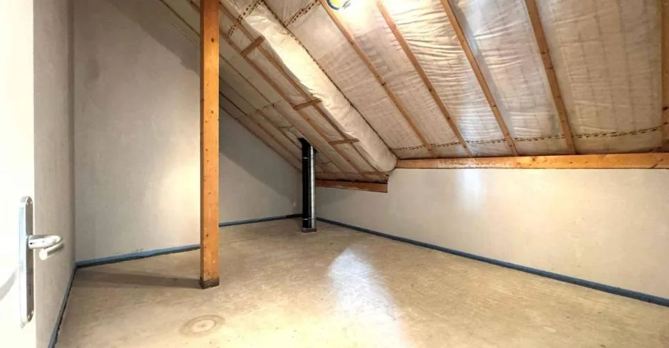 Bel attique de 4,5 pièces avec grande mezzanine – Foto 10 von 10