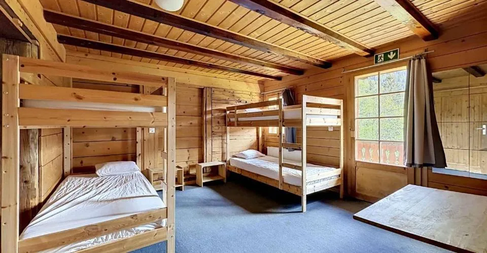 Authentique chalet de montagne avec vaste capacité d'hébergement – Foto 9 von 26