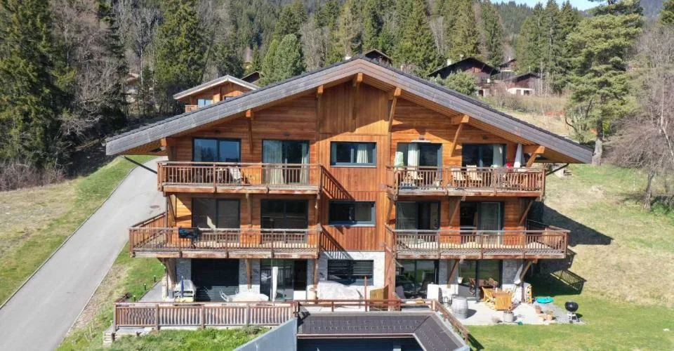 Appartement mit hohem Standard gegenüber den Bergen, nur zwei Schritte von den Pisten entfernt – Foto 10 von 16
