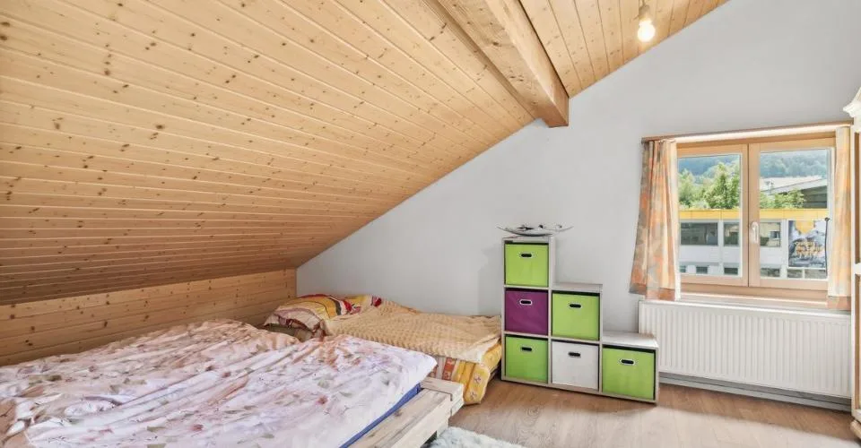 Grande maison de 6.5 pièces entièrement rénovée à l'entrée du village d'Eschert – photo 11 sur 14