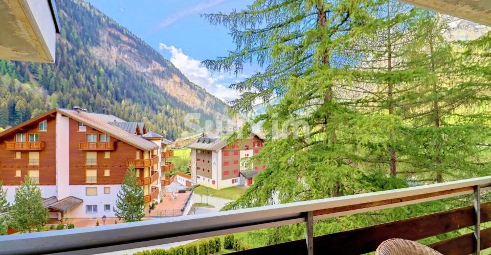 Exclusivité - Loèche-les-Bains | 4.5 pièces, vue Gemmi, 2 balcons – photo 9 sur 16