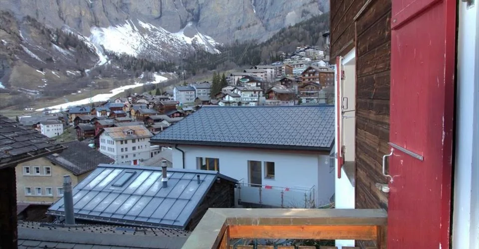 4.5 Zimmer Attikawohnung in Leukerbad – Foto 4 von 11