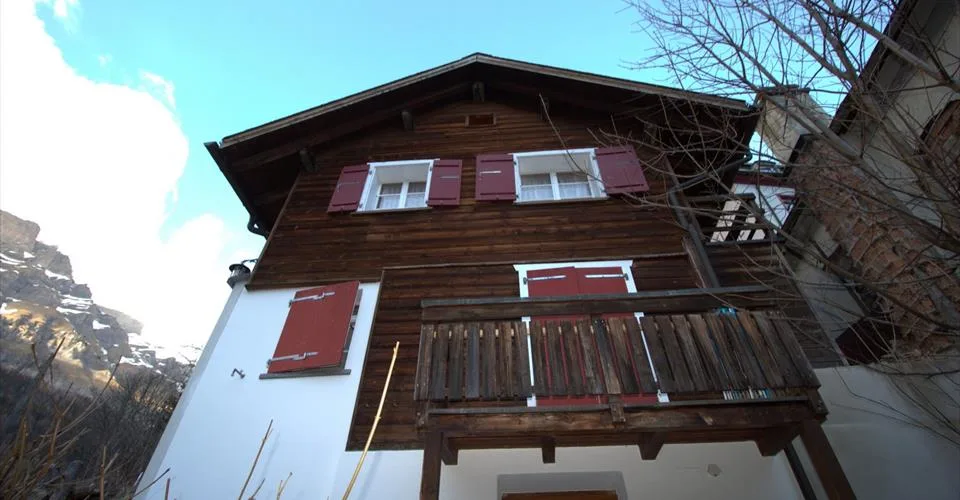 Chalet CH-11, Agréable chalet de 4.5 pièces au centre avec terasse